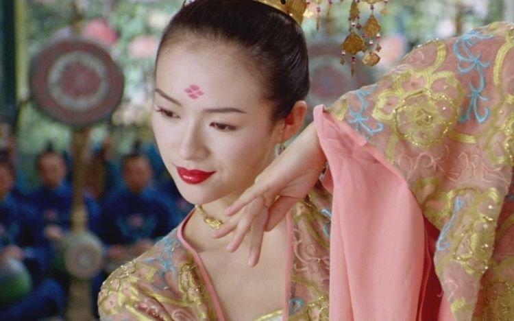 看不见的客人的演员,看不见的客人的演员，演技与角色的完美融合